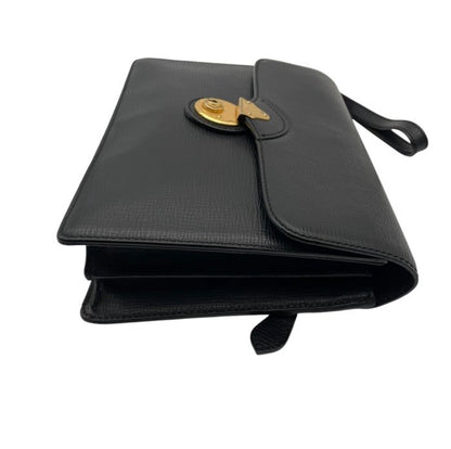 Burberrys Vintage Textured Leather Lock Clutch Bag